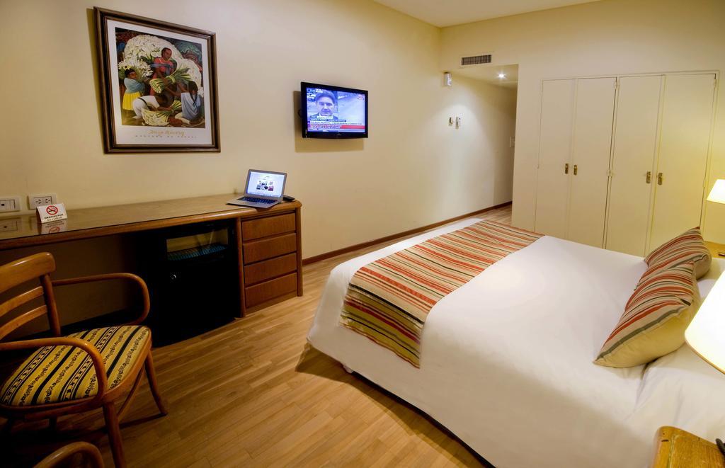 Hotel Argos Bahia Blanca Phòng bức ảnh